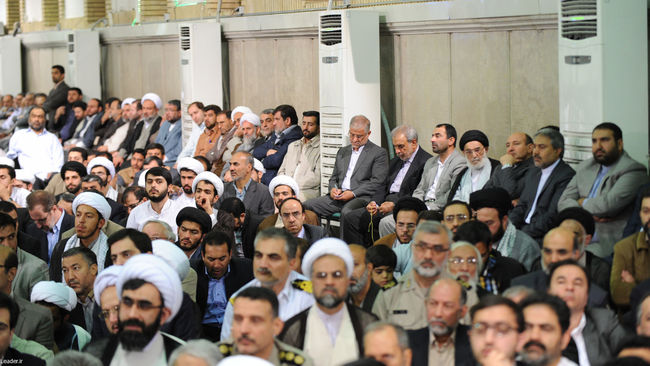 ديدار مسئولان نظام، سفيران و نمايندگان كشورهای اسلامی بمناسبت عید مبعث با مقام معظم رهبری
