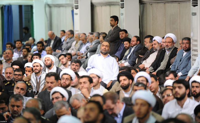 ديدار مسئولان نظام، سفيران و نمايندگان كشورهای اسلامی بمناسبت عید مبعث با مقام معظم رهبری
