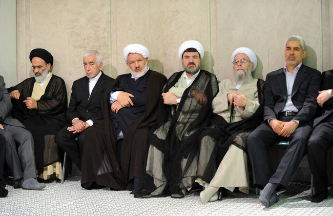 ديدار مسئولان نظام، سفيران و نمايندگان كشورهای اسلامی بمناسبت عید مبعث با مقام معظم رهبری
