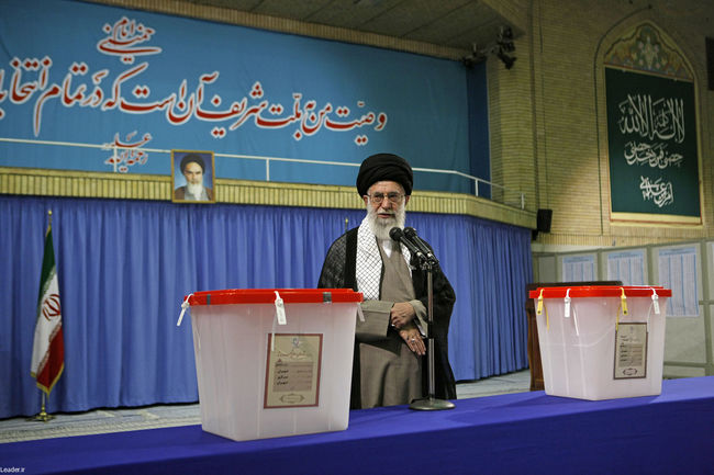  شرکت رهبر انقلاب اسلامی در یازدهمین دوره انتخابات ریاست جمهوری و چهارمین دوره شورای شهر روستا
