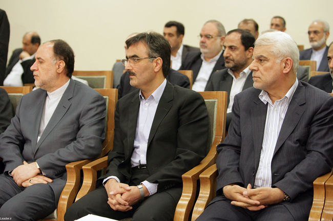 دیدار احمدی نژاد و اعضای هیئت دولت با مقام معظم رهبری