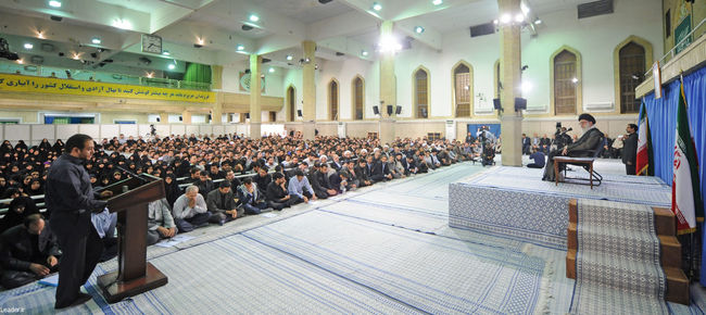 دیدار مقام معظم رهبری با دانشجویان