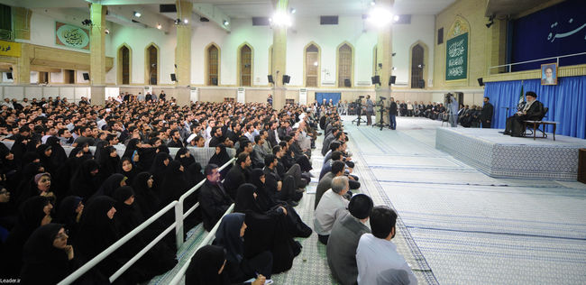 دیدار مقام معظم رهبری با دانشجویان