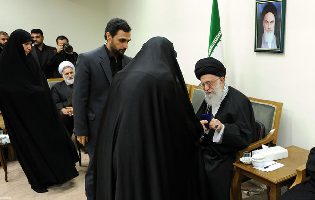 دیدار بانوی کرمانشاهی قهرمان ووشوی جهان