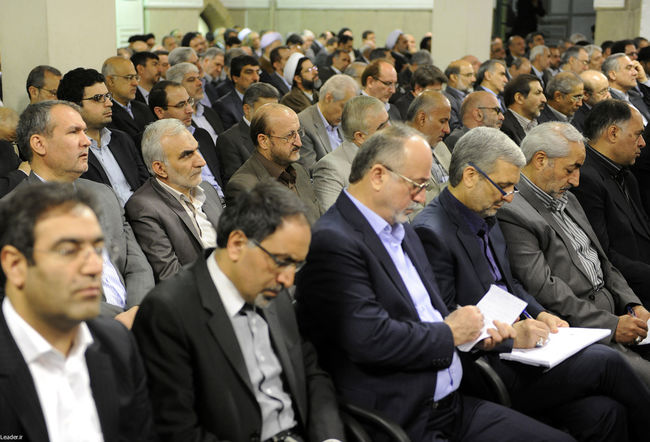 دیدار جمعی از مسئولان دستگاه‌های مختلف کشور با موضوع اقتصاد مقاومتی