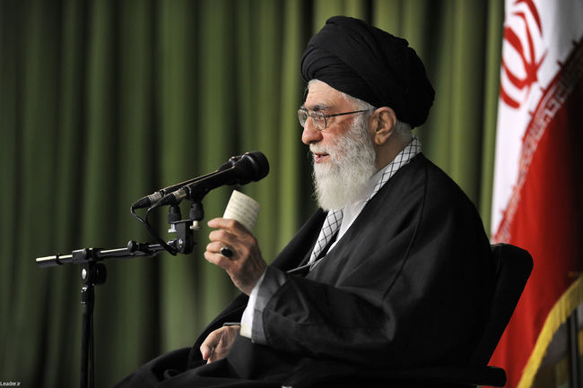 دیدار جمعی از مسئولان دستگاه‌های مختلف کشور با موضوع اقتصاد مقاومتی