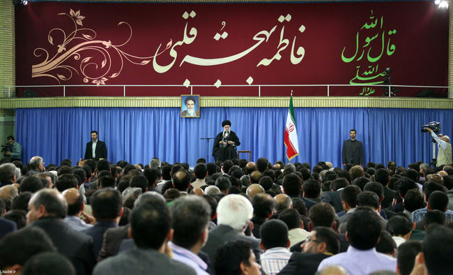 دیدار شاعران و مداحان اهل بیت عصمت و طهارت در روز ولادت حضرت زهرا(س)