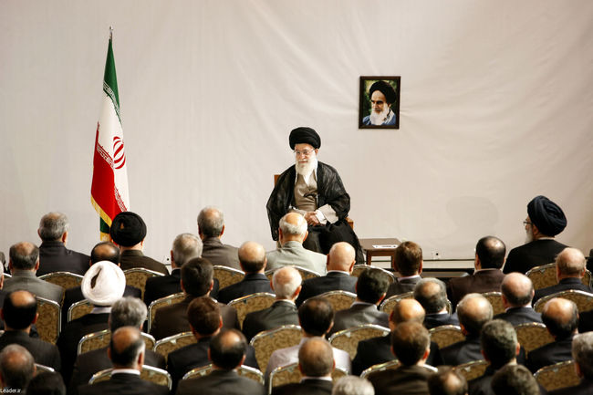 بازدید از گروه صنعتی مپنا و دیدار با کارگران