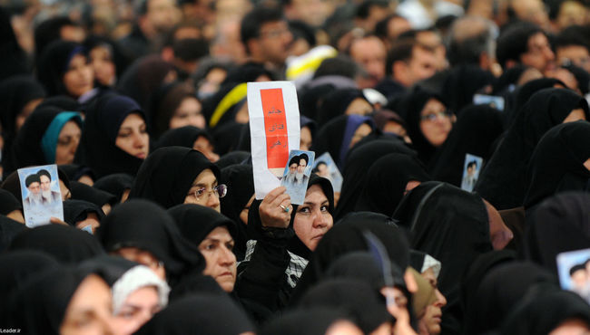رهبر معظم انقلاب در دیدار هزاران نفر از معلمان سراسر کشور