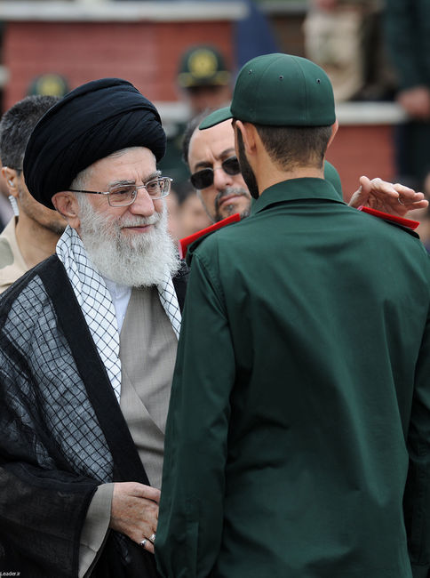 مراسم دانش آموختگی دانشجویان افسری و تربیت پاسداری دانشگاه امام حسین (ع)