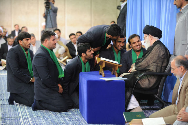 محفل نورانی انس با قرآن کریم در حضور رهبر معظم انقلاب اسلامی
