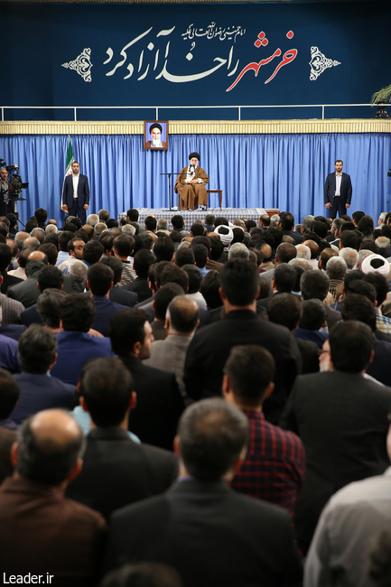 Ayatollah Khamenei meets with a group of Sacred Defense war veterans and artists.