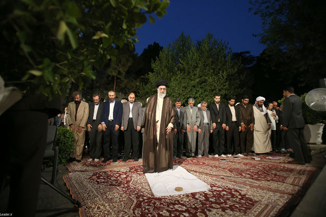 دیدار اهالی فرهنگ و شعرای پیشکسوت و جوان در شب میلاد امام حسن مجتبی(ع)