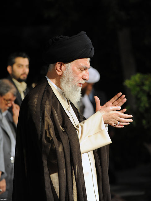 دیدار اهالی فرهنگ و شعرای پیشکسوت و جوان در شب میلاد امام حسن مجتبی(ع)