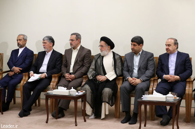 Встреча Верховного Лидера с президентом и членами двенадцатого правительства