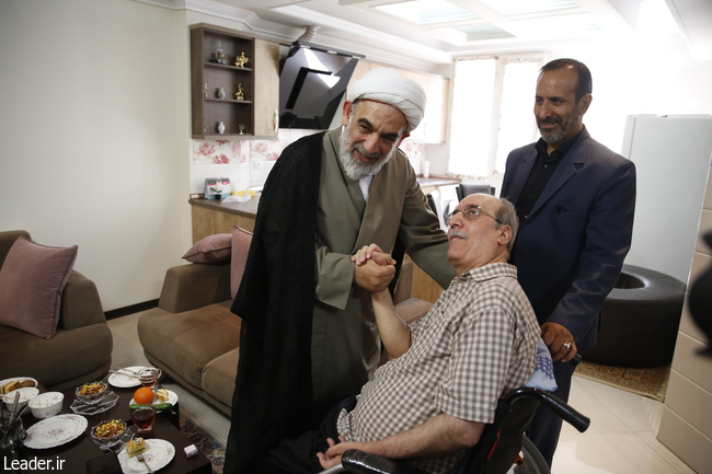 حجت الاسلام والمسلمین قمی نماینده اعزامی رهبر انقلاب برای تجلیل از جانبازان حجت الاسلام والمسلمین قمی نماینده اعزامی رهبر انقلاب برای تجلیل از جانبازان