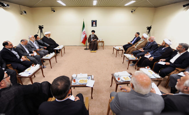 Ayatollah Khamenei receives members of the Supreme Council of the Center for Islamic-Iranian Model of Progress.