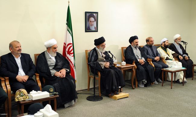 دیدار جمعی از منتخبان مردم، علما و مسئولان استان کردستان
