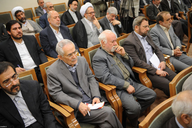 دیدار اعضای شورای عالی مرکز طراحی الگوی اسلامی – ایرانی پیشرفت