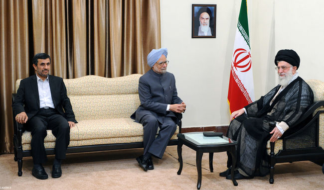 دیدار آقای موهان سینگ نخست‌ وزیر هند و هیأت‌ همراه‌
