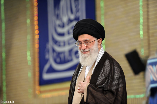 قائد الثورة الإسلامية المعظم يستقبل رئيس وأعضاء مجلس الشورى الإسلامي