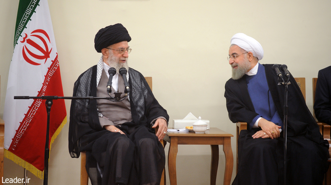 Ayatollah Khamenei receives president Rouhani and his cabinet members.
