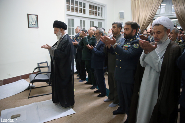 Ayatollah Khamenei receives commanders and staff of the Khatam al-Anbia Air Defense Headquarters.