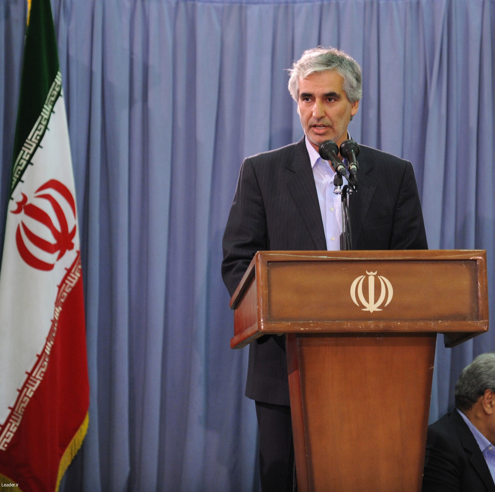 گزارش تصویری دریزدفردا "دیدار کارآفرینان با مقام معظم رهبریرمضان 1389