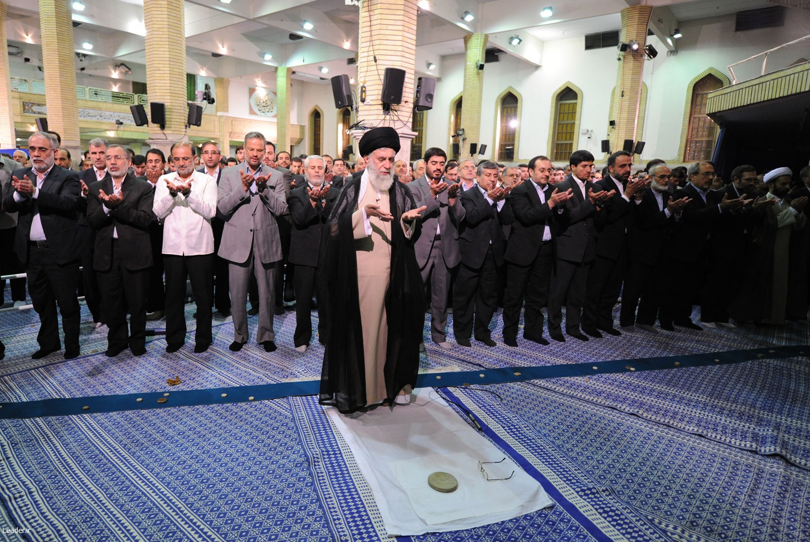 گزارش تصویری دریزدفردا "دیدار کارآفرینان با مقام معظم رهبریرمضان 1389