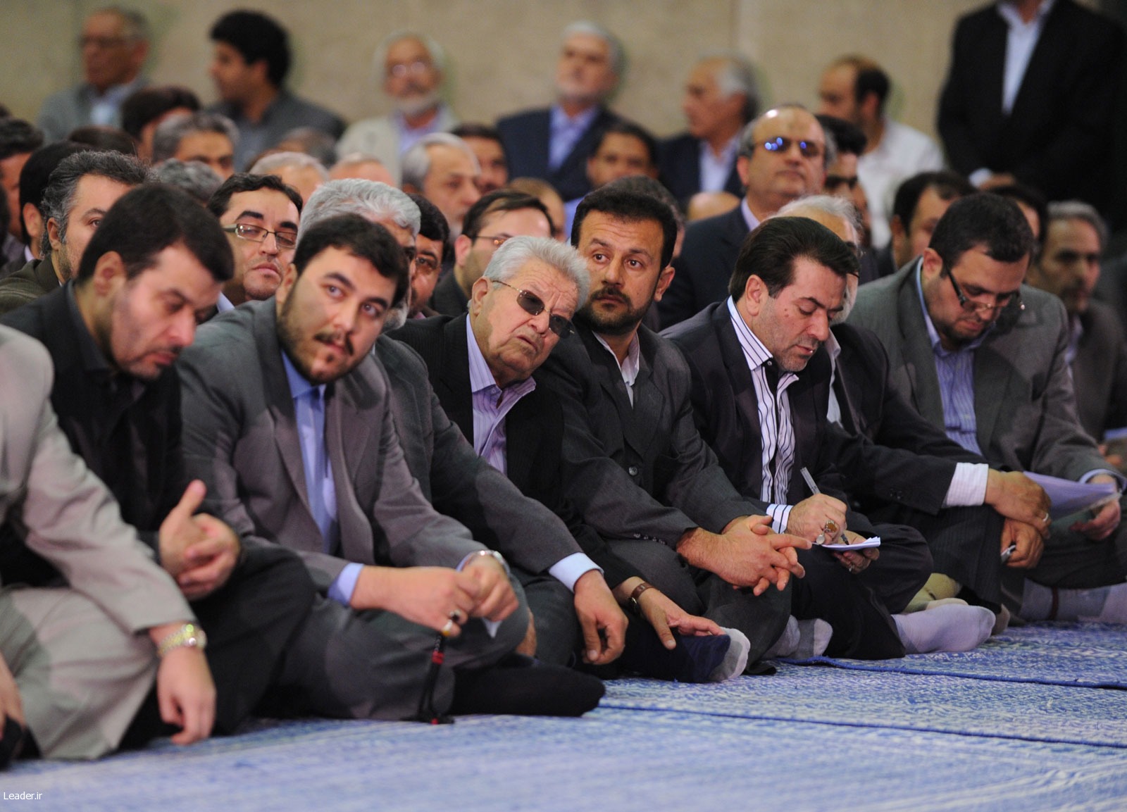 گزارش تصویری دریزدفردا "دیدار کارآفرینان با مقام معظم رهبریرمضان 1389