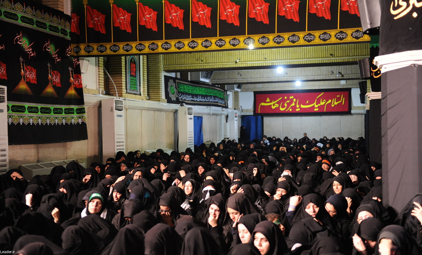 دومین شب از مراسم عزاداری اباعبدالله الحسین(ع) در حسینیه امام خمینی (ره) با حضور آیت الله خامنه ای رهبر معظم انقلاب اسلامی+گزارش تصویری دومین شب از مراسم عزاداری اباعبدالله الحسین(ع) در حسینیه امام خمینی (ره) با حضور آیت الله خامنه ای رهبر معظم انقلاب اسلامی+گزارش تصویری