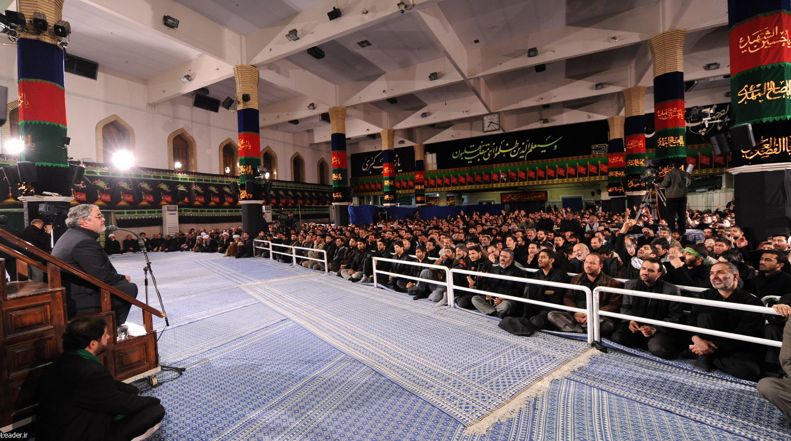 دومین شب از مراسم عزاداری اباعبدالله الحسین(ع) در حسینیه امام خمینی (ره) با حضور آیت الله خامنه ای رهبر معظم انقلاب اسلامی+گزارش تصویری دومین شب از مراسم عزاداری اباعبدالله الحسین(ع) در حسینیه امام خمینی (ره) با حضور آیت الله خامنه ای رهبر معظم انقلاب اسلامی+گزارش تصویری