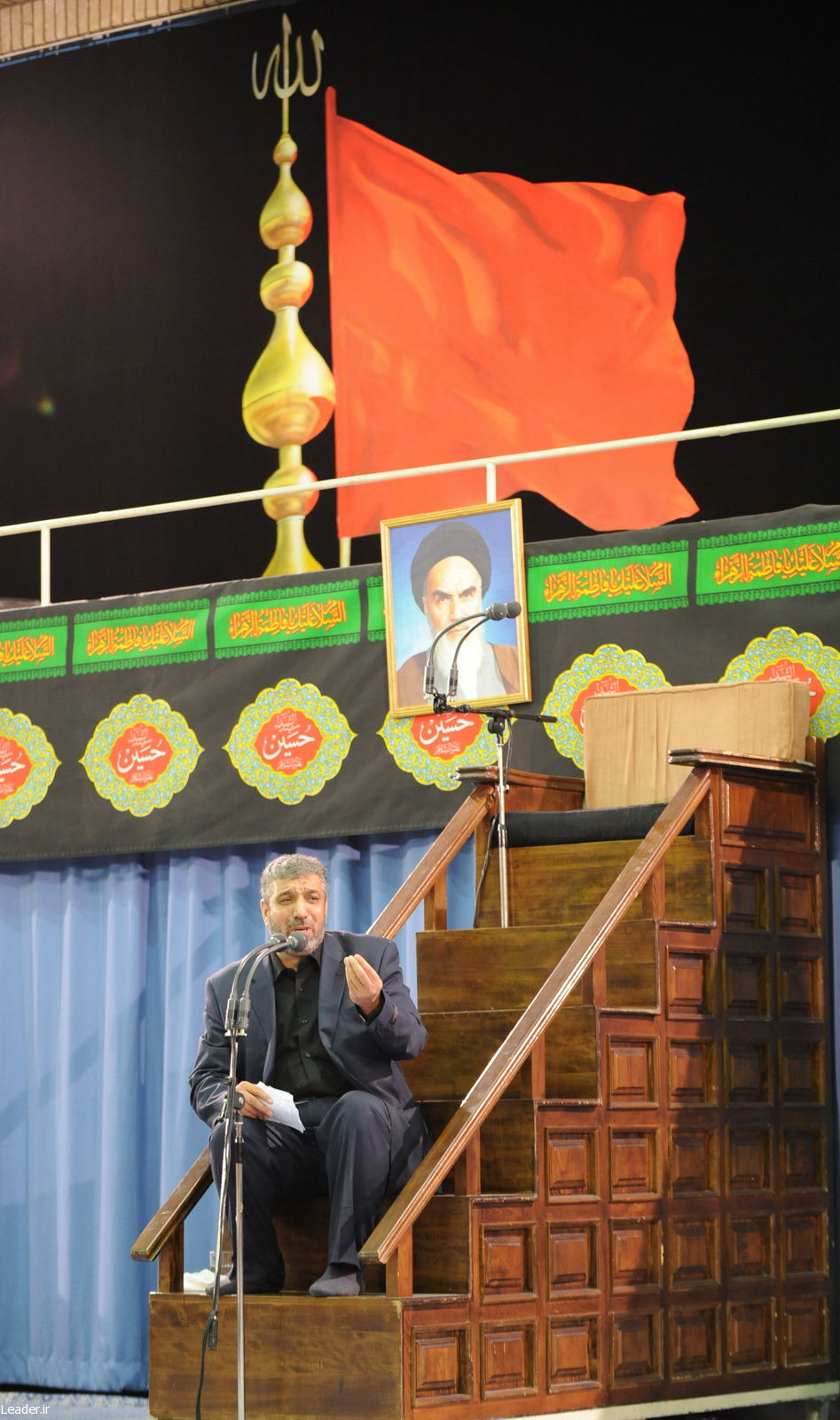 دومین شب از مراسم عزاداری اباعبدالله الحسین(ع) در حسینیه امام خمینی (ره) با حضور آیت الله خامنه ای رهبر معظم انقلاب اسلامی+گزارش تصویری دومین شب از مراسم عزاداری اباعبدالله الحسین(ع) در حسینیه امام خمینی (ره) با حضور آیت الله خامنه ای رهبر معظم انقلاب اسلامی+گزارش تصویری