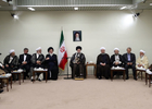 İslam İnkılâbı Rehberi Ayetullah Hamanei’nin, Nizamın Maslahatını Belirleme Kurulunun Başkan ve Üyelerini Kabulü İslam İnkılâbı Rehberi Ayetullah Hamanei’nin, Nizamın Maslahatını Belirleme Kurulunun Başkan ve Üyelerini Kabulü