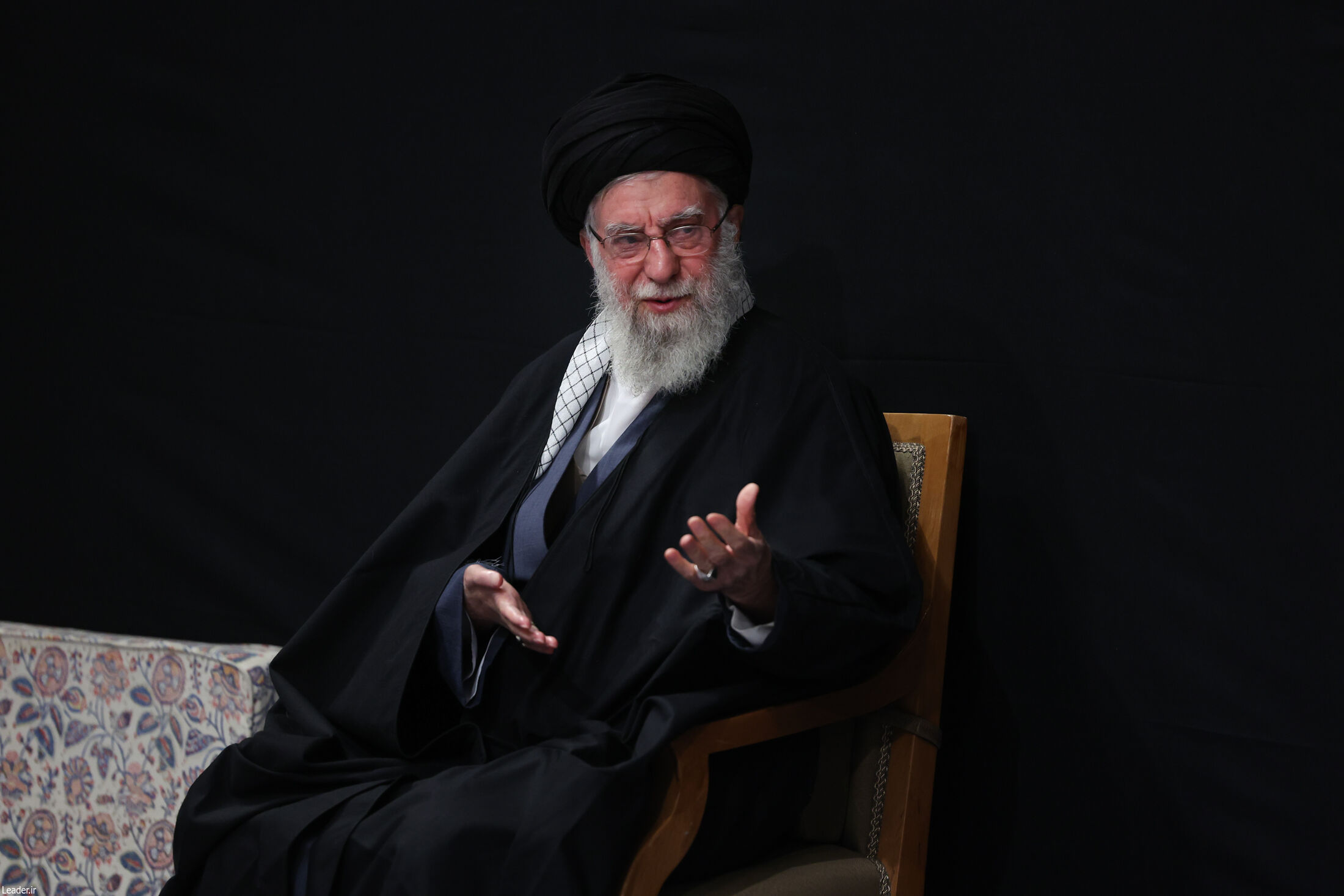 شب اول فاطمیه(س) 1404 :: Leader.ir