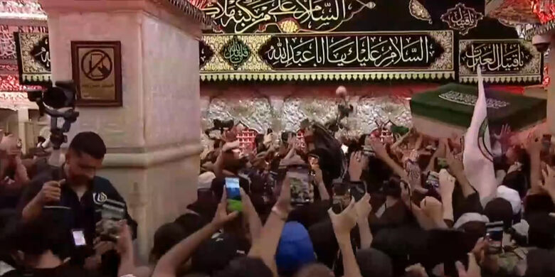 مراسم تشییع پیکر مطهر سیدالشهدای ایران در کربلای معلی مراسم تشییع پیکر مطهر سیدالشهدای ایران در کربلای معلی