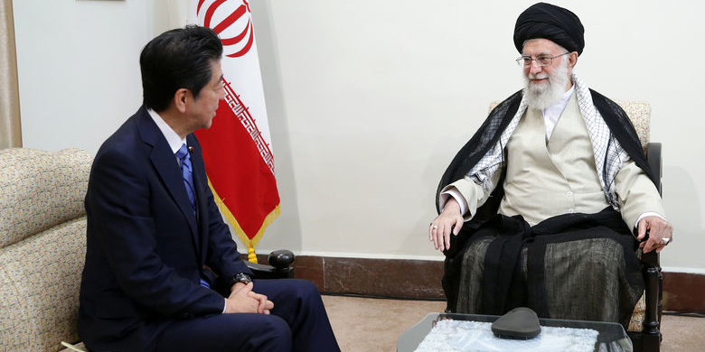 دیدار نخست وزیر ژاپن و هیئت همراه