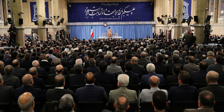 دیدار تولیدکنندگان، کارآفرینان و فعالان اقتصادی دیدار تولیدکنندگان، کارآفرینان و فعالان اقتصادی