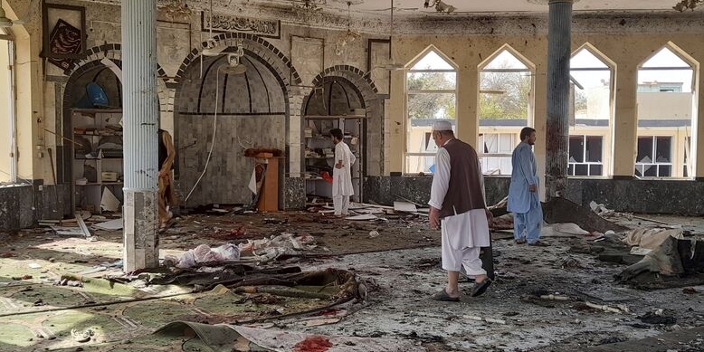 افغانستان کے صوبے قندوز کی مسجد میں دھماکے اور نمازیوں کی کثیر تعداد میں جانیں ضائع ہونے پر پیغام افغانستان کے صوبے قندوز کی مسجد میں دھماکے اور نمازیوں کی کثیر تعداد میں جانیں ضائع ہونے پر پیغام