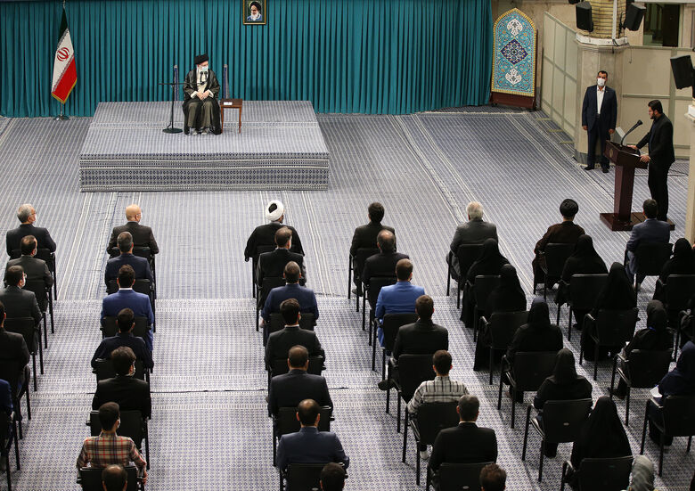 The Leader of the Islamic Revolution in a meeting with a group of elites and top scientific talents