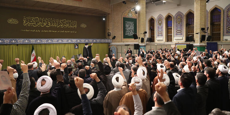 The Leader of the Islamic Revolution in a meeting with thousands of people of East Azerbaijan