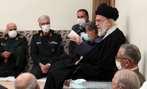 İslam İnkılabı Rehberi'nin İran Silahlı kuvvetleri komutanları ve üst düzey askeri yetkililerini kabul etmesi