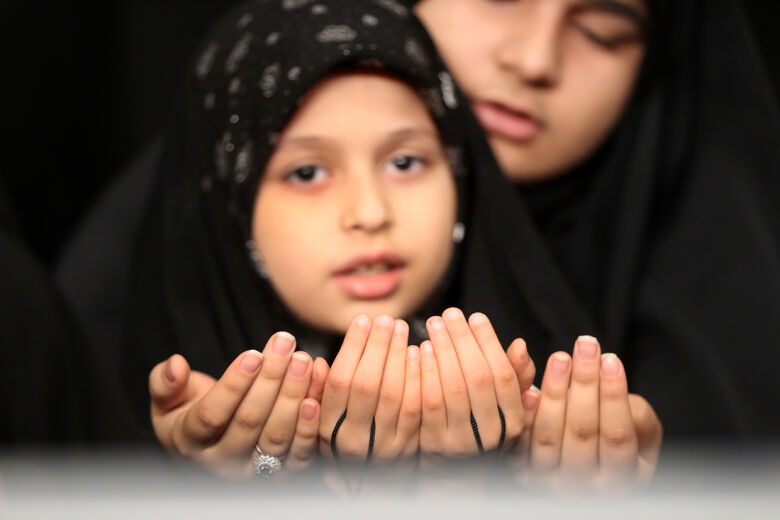 İmam Hüseynin (ə) Aşurası axşamı və şəhidlər sərvərinə təvəssül məclisi