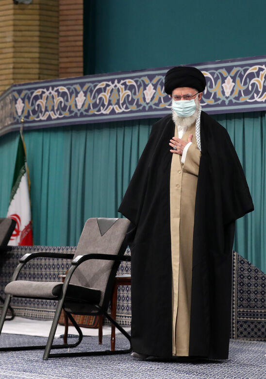 İslam İnkılabı Rehberi'nin nizam yetkilileri, Müslüman ülke elçileri ve vahdet konferansı konuklarını kabul etmesi