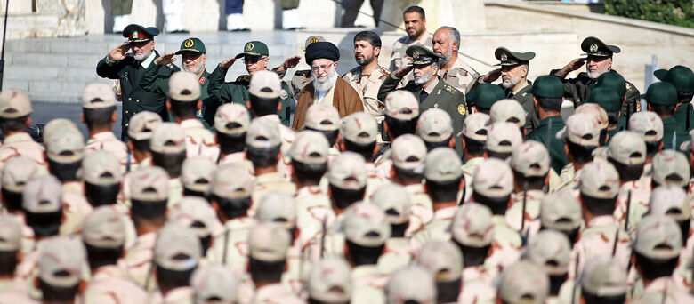 ผู้บัญชาการสูงสุดทุกเหล่าทัพ เข้าร่วมพิธีสำเร็จการศึกษาของนักศึกษาทหาร ณ มหาวิทยาลัยทหารอิมามอาลี