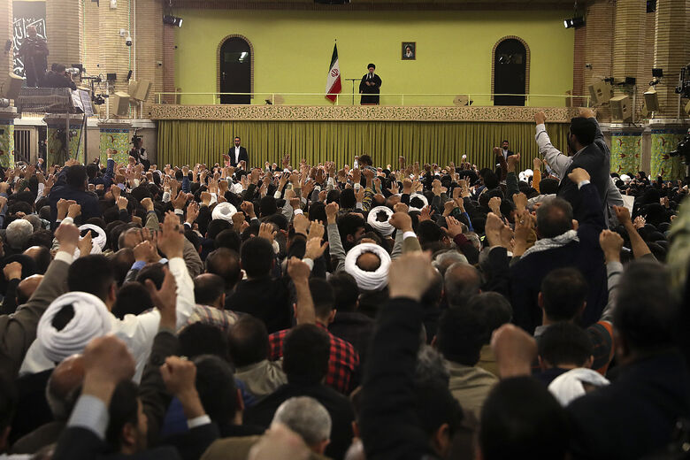 ประชาชนทุกภาคส่วนต่างๆของประเทศ เข้าพบท่านผู้นำสูงสุดการปฏิวัติอิสลาม