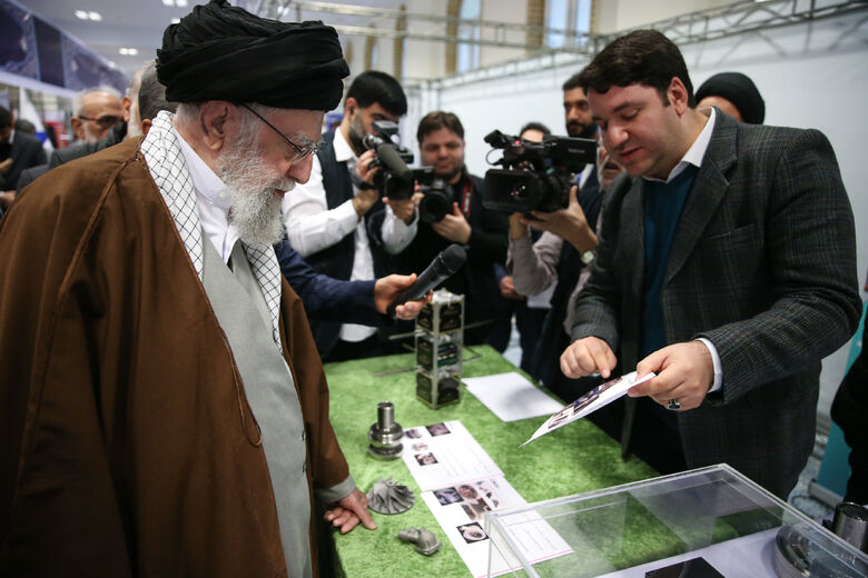 بازدید از نمایشگاه پیشگامان پیشرفت، رویداد ملی توانمندی‌ها و دستاوردهای بخش خصوصی