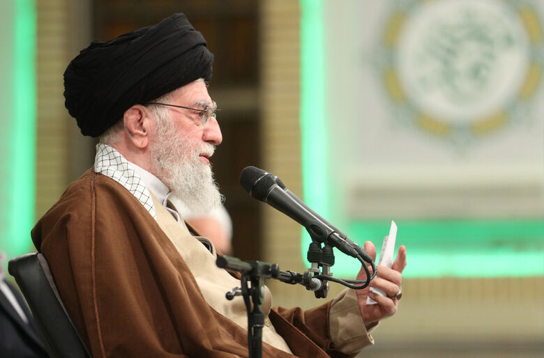 Leader meets Officials, Islamic Ambassadors, and Segments of Public
