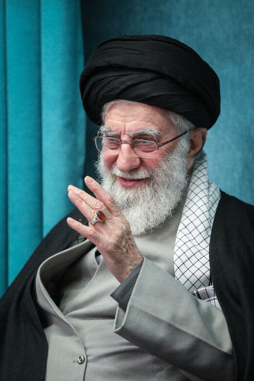 دیدار مسئولان و کارگزاران نظام