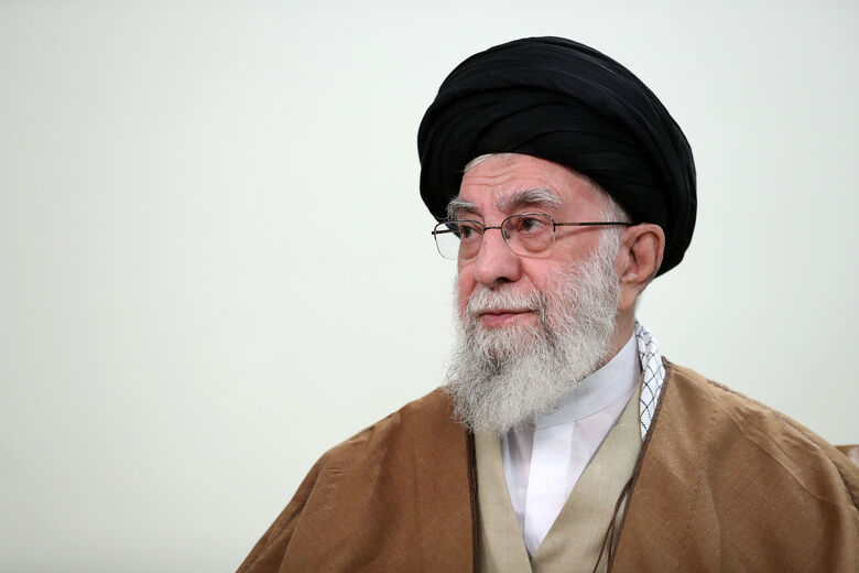 نئے شمسی سال ۱۴۰۴ ہجری کے آغاز پر پیغام